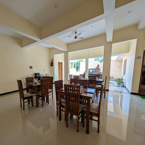 Safari Adventure Home Stay